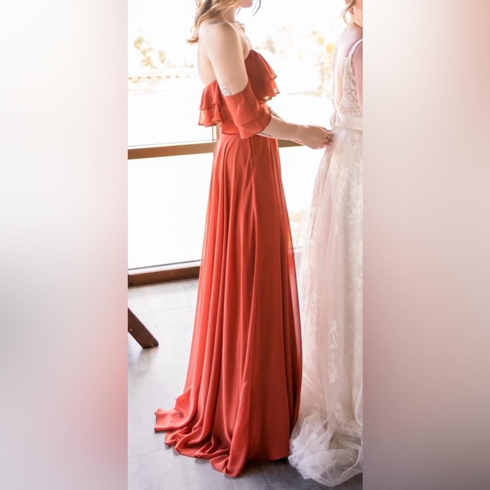 Chic Strapless Ruffle Dress in Rust - Picture 3 of 3